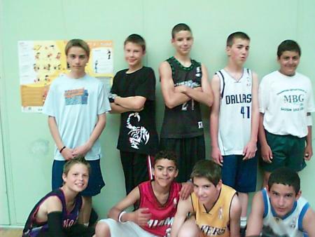 l'equipe de basket des benjamins